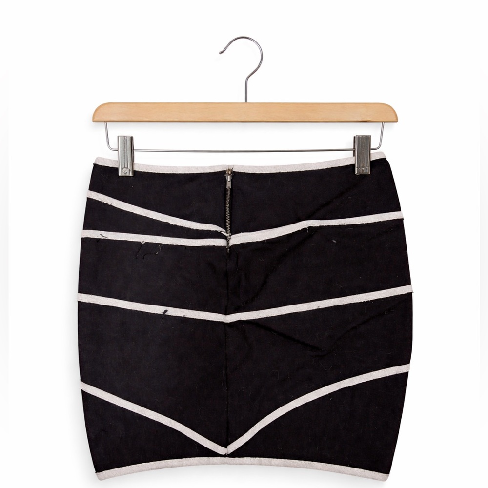 Sine Stylish Black and Gray Women's Skirt